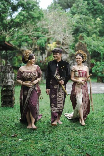 surya-devik-gal-AWDAWS