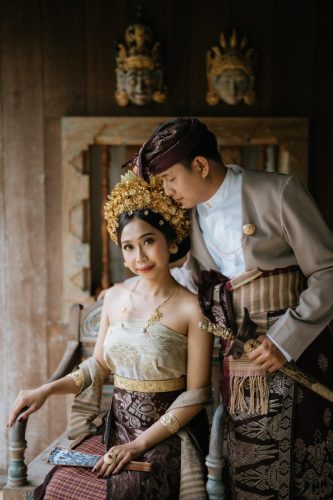 koming-eno-savethedates