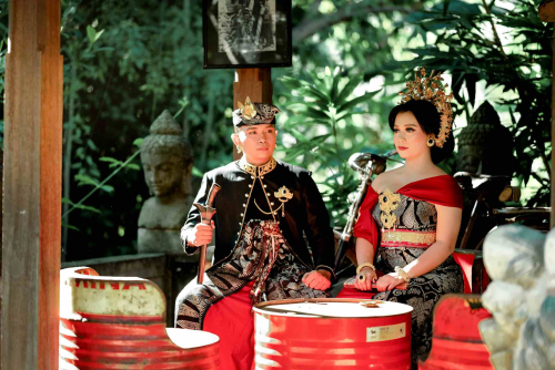 Undangan online bali kamiundang
