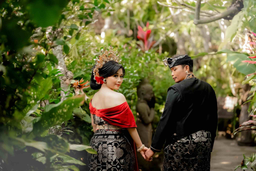 Undangan online bali kamiundang